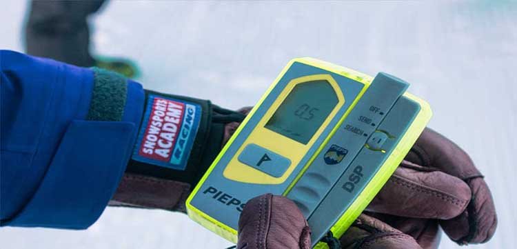 Hochfügen Skifahren Zillertal Freies Gelände Tiefschneefahren  