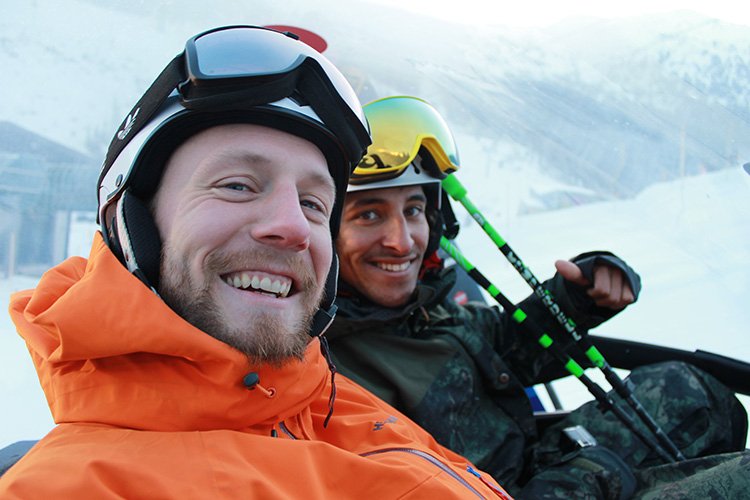 Freeride Zillertal Vorfreude CAT Skiing Skifahren Hochfügen