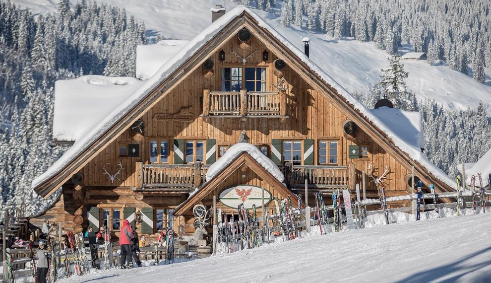 Hochfügen Aar-Wirt Blockhütte Zillertal Skihütte Kulinarik Rustikale Speisen 