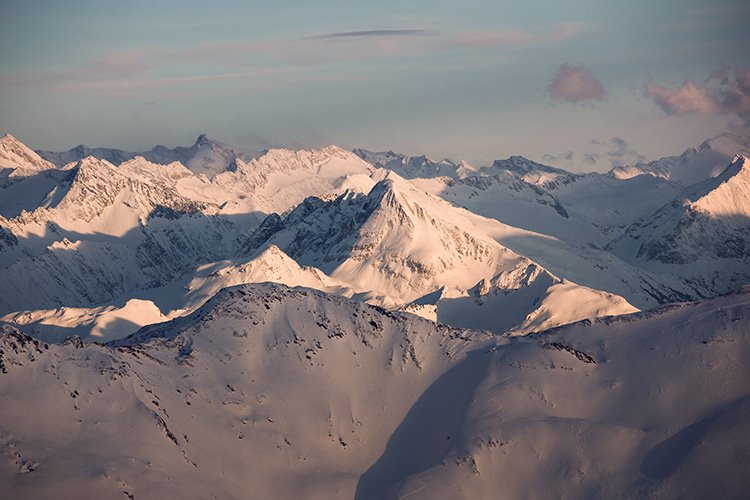 Ausblick Hochfügen Zillertaler Berge Sonnenaufgang Schnee