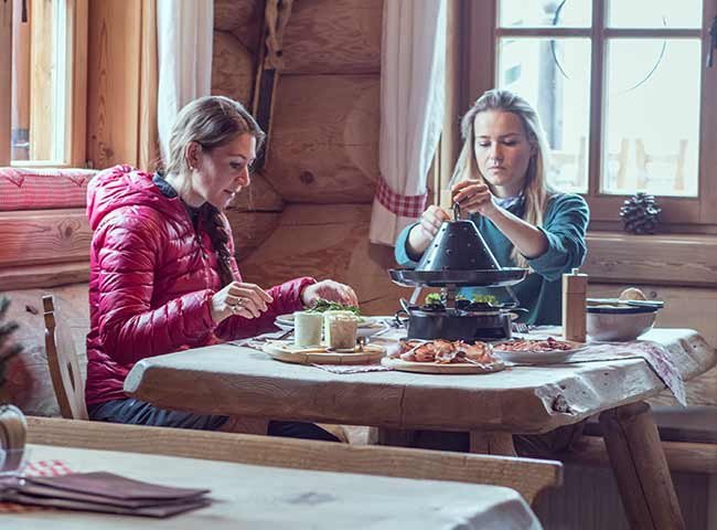 Aar Wirt Hutessen Skihütte Hochfügen Genuss 